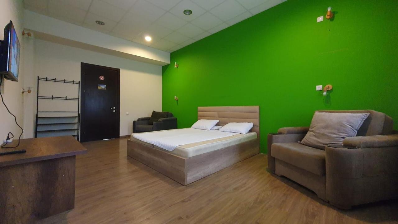 Your Home Hotel Tbilisi Exterior foto