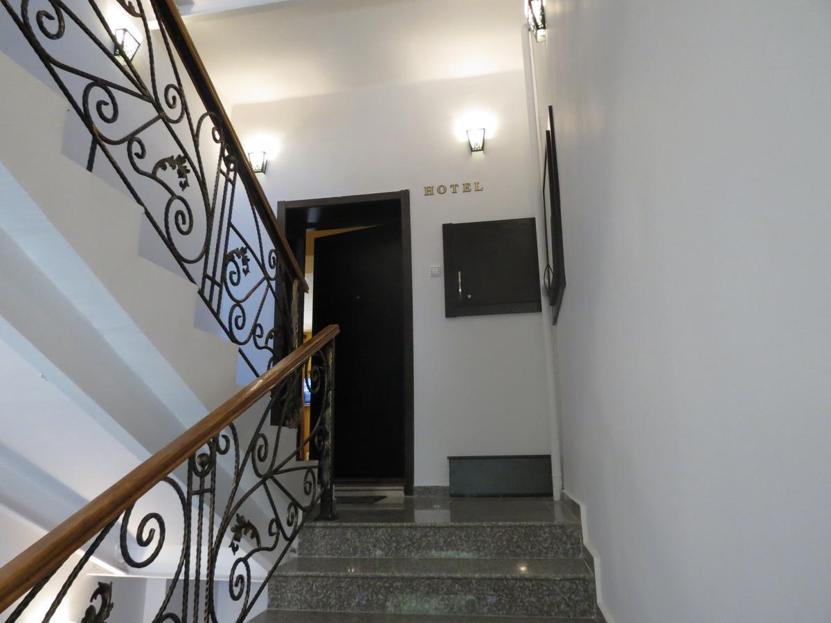 Your Home Hotel Tbilisi Exterior foto